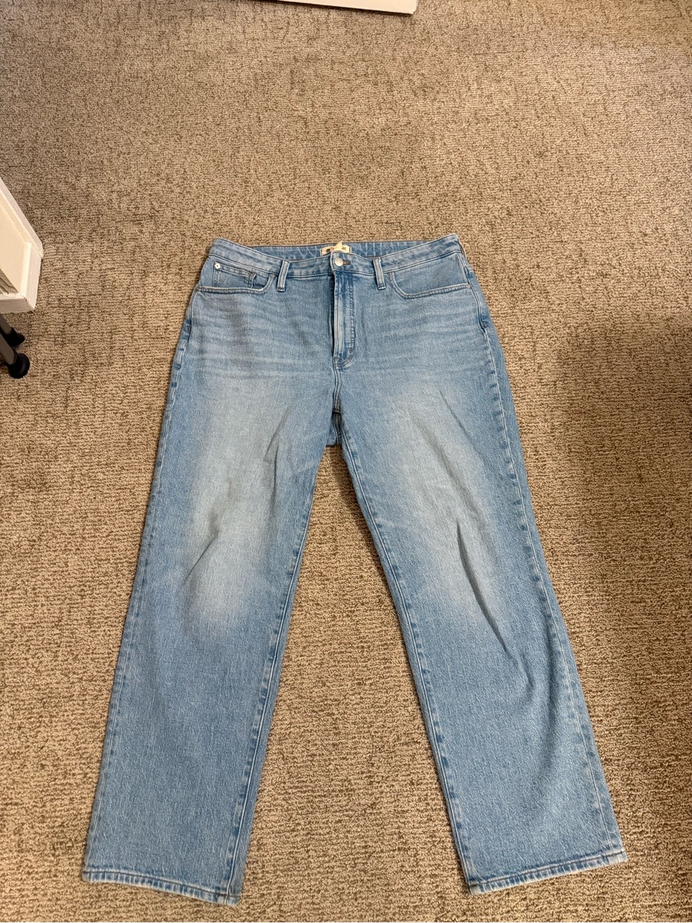 Light Wash Madewell Curvy Perfect Vintage Straight Jean in Size 32